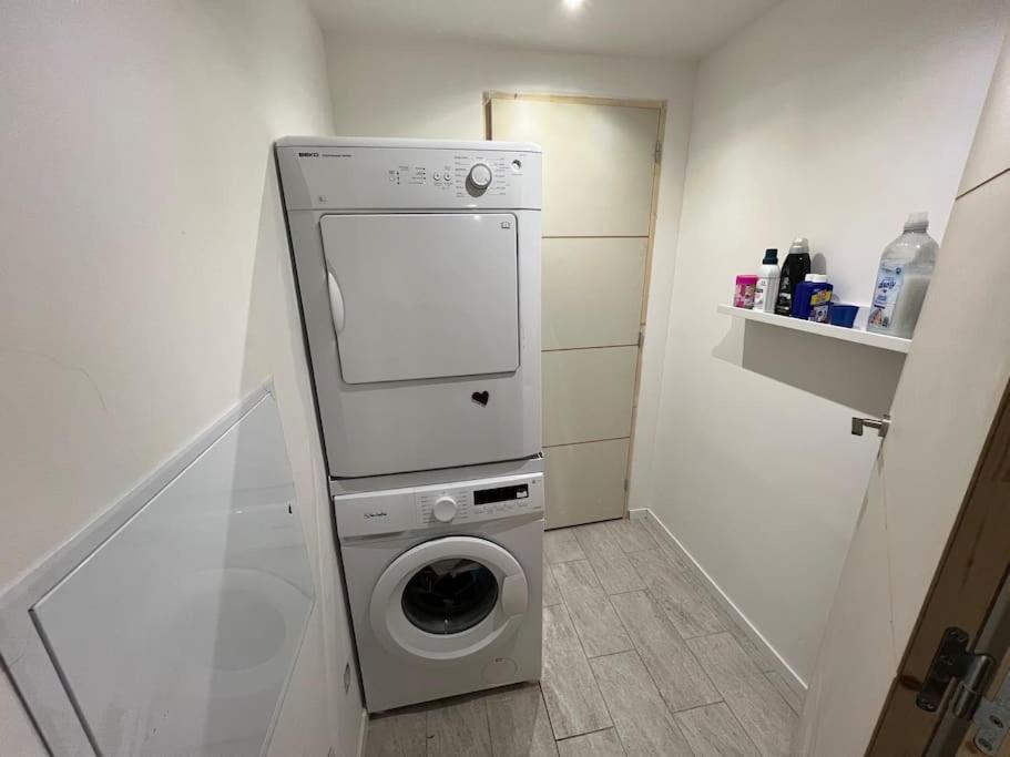L'Escale Apartment Meyreuil Luaran gambar